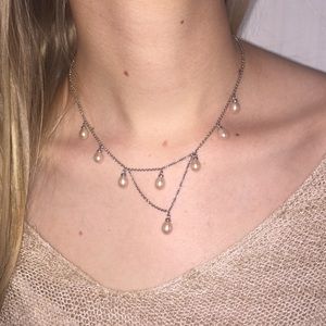 Delicate pink pearl silver layer necklace